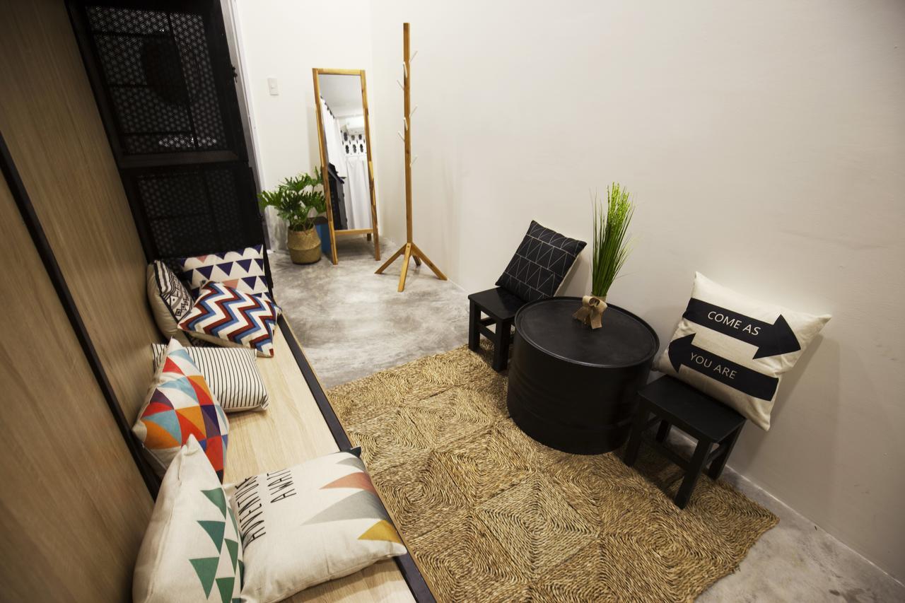 199x Backpackers Saigon Hotel 2*