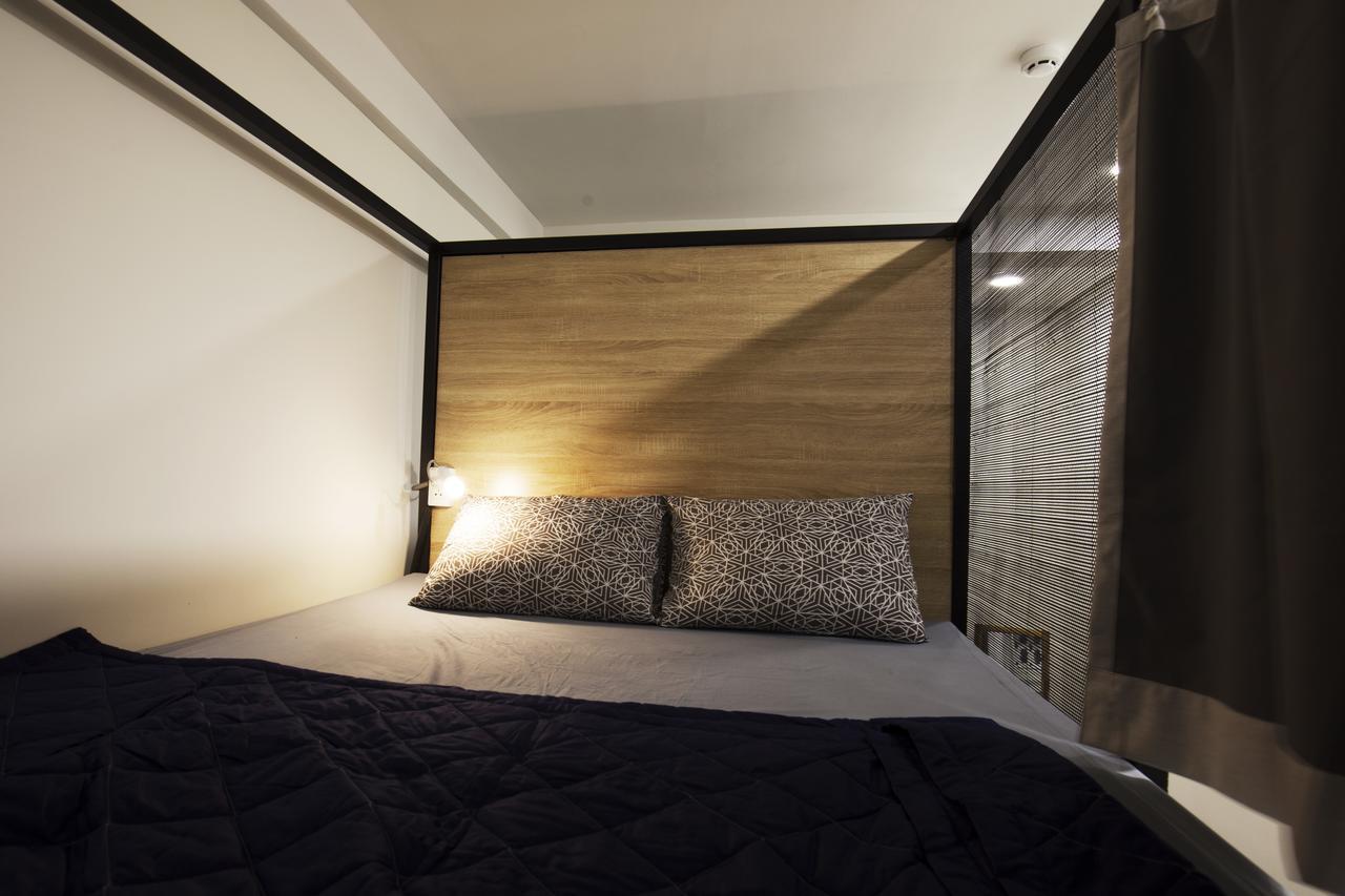 199x Backpackers Saigon Hotel